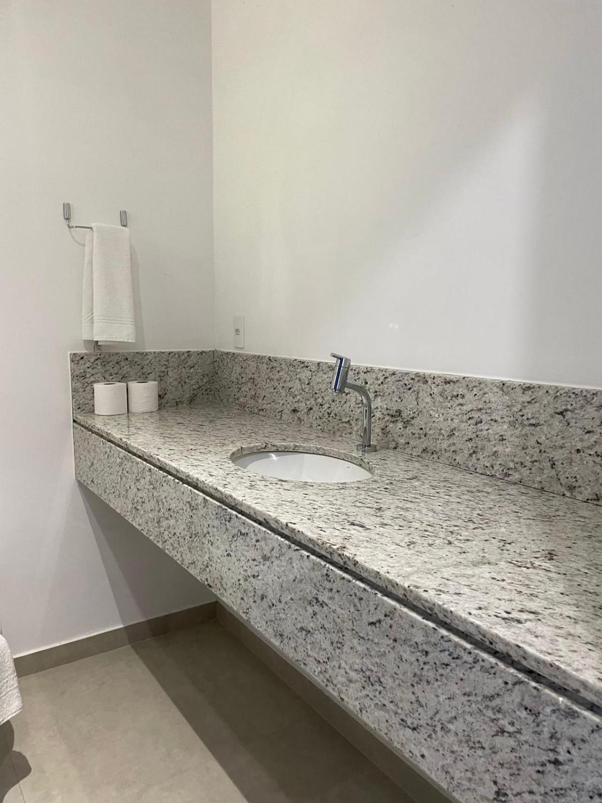 Suite Grega 5- Centro Da Vila Abraao Esterno foto